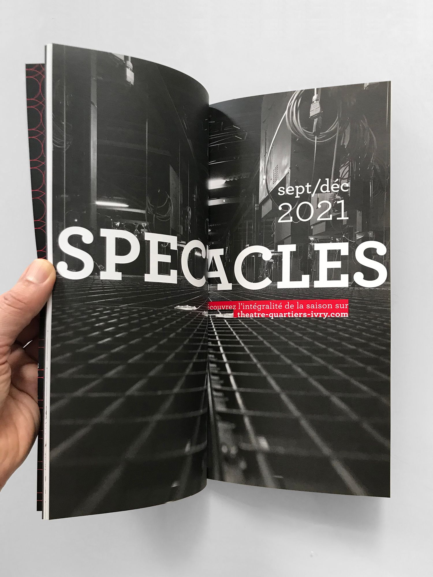 Théâtre des Quartiers d'Ivry TQI - Logotype, territoire, communication, normalisation - Laurent Muller, Brand identity